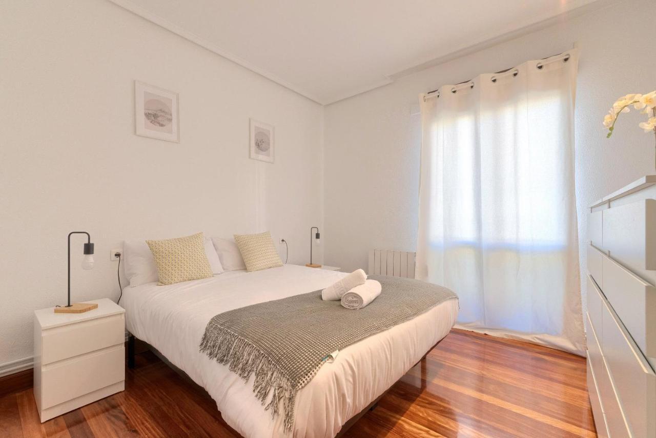 Vivienda Turistica Junto Al Ayuntamiento Apartment Bilbao Exterior photo